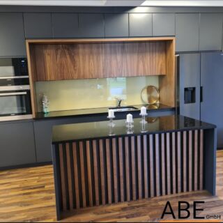 Massangefertigte Küche

#küche #luxury #maßangefertigt #möbel #schönerwohnen